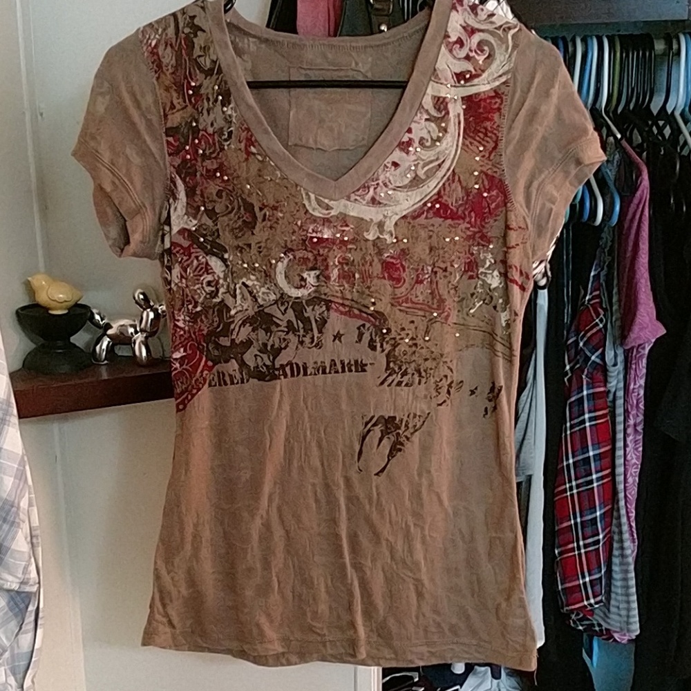 Maurice's shirt size medium